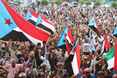 Jemenittiske separatister oppløser seg selv