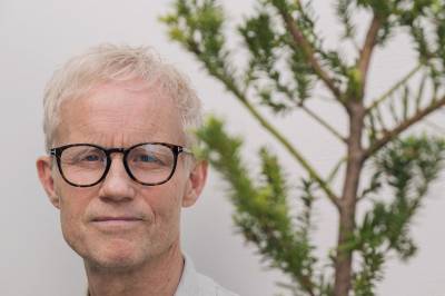 – Jeg ligger og rister i sengen