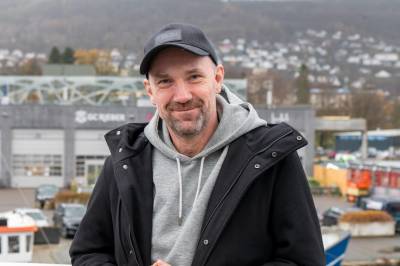 Endelig skal Dagfinn lage noe i Bergen som ikke gjør ham kvalm av nerver