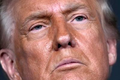 KRONIKK: Språklig sadisme gir Trump alt