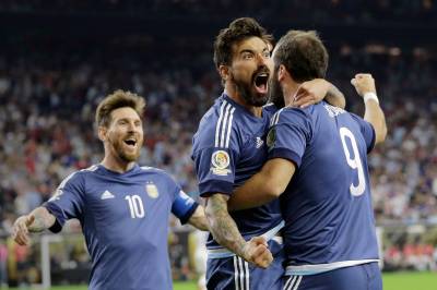 Fotballstjerne snakker ut om depresjon – fikk hjelp av Messi