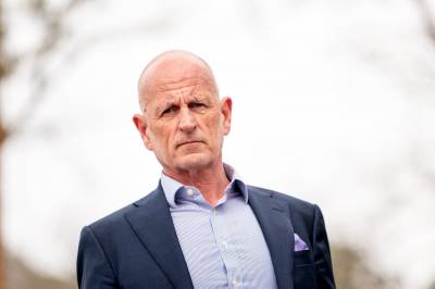 Warren solgte aksjer til mediesky bitcoinmilliardær – tjente over 10 mill. i fjor