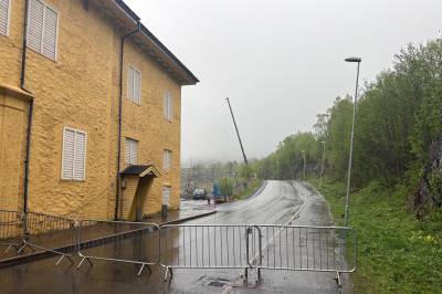 Vei stengt i sentrum: Dette er årsaken
