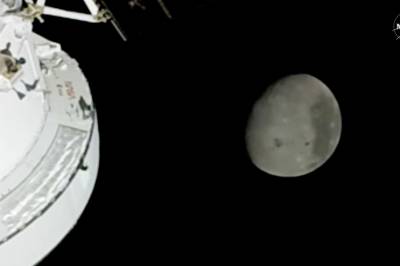 Artemis II har rundet månen