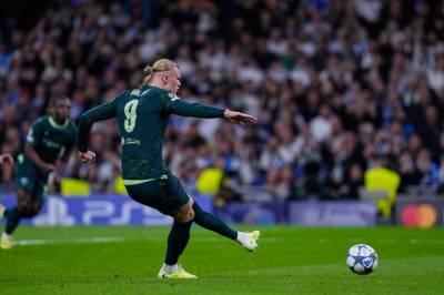 TV-seerne snytt for Haaland-straffe - reaksjonene renner inn