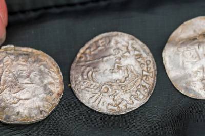 Norgeshistoriens største vikingmyntskatt funnet i Østerdalen: – Helt enormt