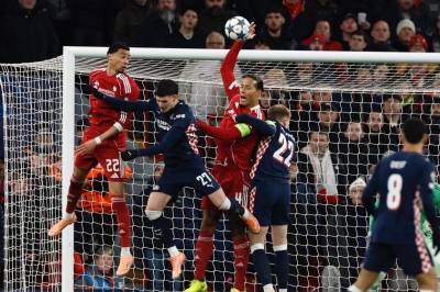 Van Dijk slaktes: - Arroganse