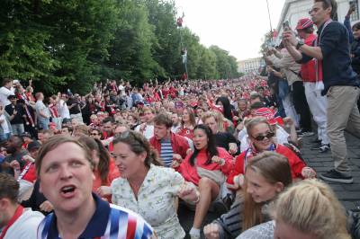 NRK: Oslo åpner for VM-fest på Rådhusplassen