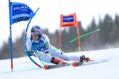 Braathen vant storslalåmcupen – Odermatt kjørte ut