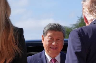 Mens Trump gjør stas på Xi, er partifeller skeptiske. – Brutal diktator.