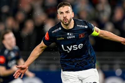 Byen går bananas. Det er fotball på sitt beste.