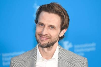 «Du kan ikke spille et ikon.» (+)