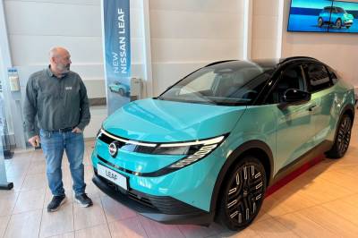 Han har solgt 2000 av den. Nå kommer den i helt ny drakt.