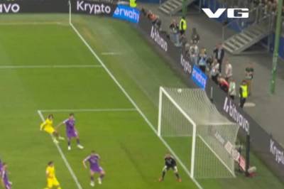 0-2: Selvmål Wrede