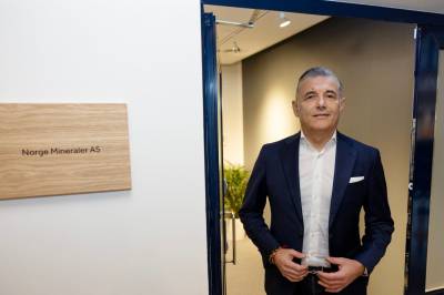 Milliardemisjon om børsnotering lykkes