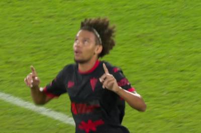 Janis Antiste scorer mot AS Monaco