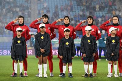 Nektet å reise hjem til Iran - nå har de ombestemt seg