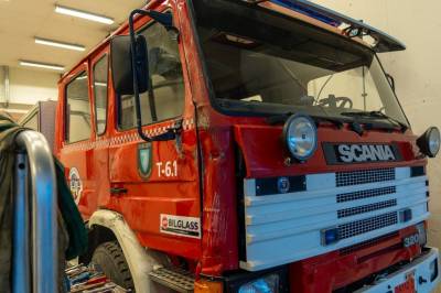 Vraka brannbil fikk nytt liv – nå ruller den til Ukraina