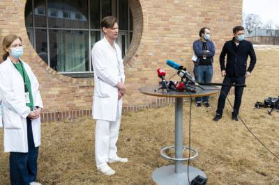 Her er svaret: Derfor fikk noen livstruende bivirkninger av covid-vaksinen fra AstraZeneca