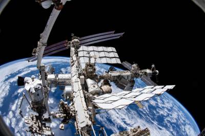 Satellitter og søppel truer ozonlaget og sikkerheten i verdensrommet