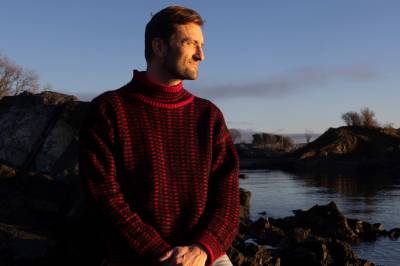 Forfatteren fikk sjokk da han flyttet til storbyen og oppdaget «godhetsposering»