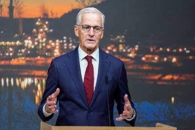 Regjeringen vil halvere utbyggingstiden for kraft og nett