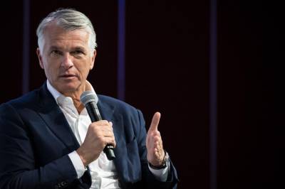 Nekter for å ha truet med Sveits-exit