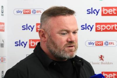 Ufattelig at Trent Alexander-Arnold ikke er med: Wayne Rooney slakter Tuchels utvalg