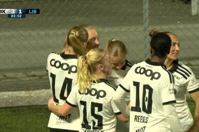 Synne Aunehaugen scorer mot FC Slovan Liberec (W)