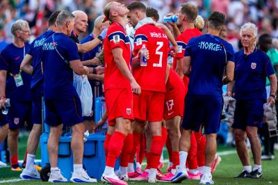 VM-tårene flommet før åpningen: – Heftige krefter