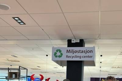 På vei til VM: Flyet måtte nødlande