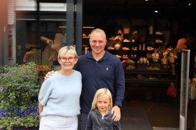 Fami­liebe­driften knuser tidli­gere resul­tater: – Vi vil åpne i flere storbyer