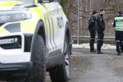 Person til sykehus med stikkskader