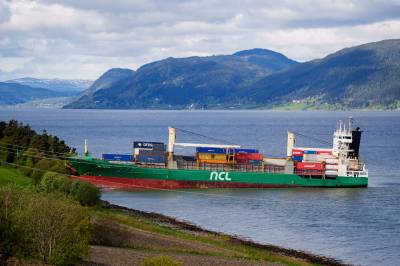 Nå får naboen flytte hjem