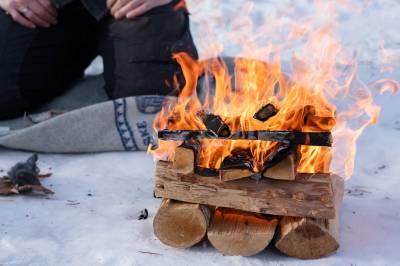 Turistforeningen: – Alle bør kunne tenne bål uten fyrstikker