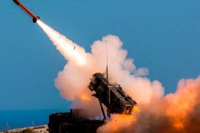 Forsvarsplanene skal reddes med nye milliarder. Men ennå er ikke langtrekkende luftvern i sikte.