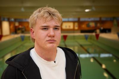 Noah (17) fryktar bassengplanar vil føre til skulekutt