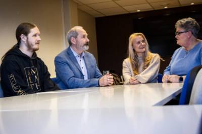 (+) – Det folk med angst trenger, er å snakke om angsten sin