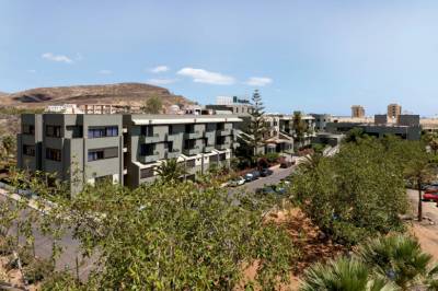 Ble syk på ferie: Her ligger kongen nå