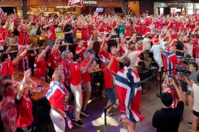 Ellevill stemning i Dallas