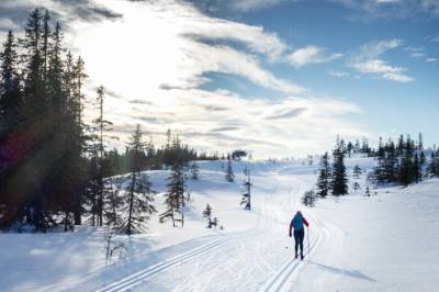 På ski i vinterferien? Slik er forholdene