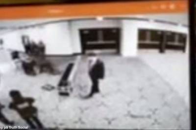 Skal vise gjerningsmannen storme inn