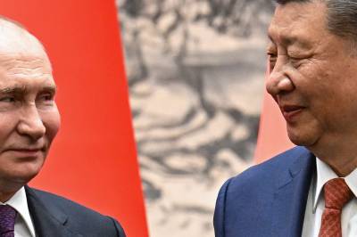 Kina sender rekordstor flåte til Arktis
