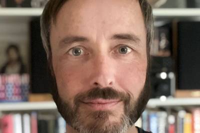 width=device-width, initial-scale=1