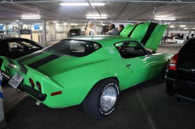 Sjekk desse rålekre glisa! Skroll deg gjennom alle hestekreftene på biltreffet