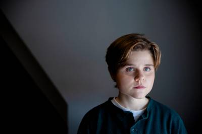 Lisa (22) måtte tvangsinnlegges: Ber politikerne ta grep