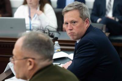 Trumps hærsjef trekker seg – skal ha kranglet med forsvarsministeren