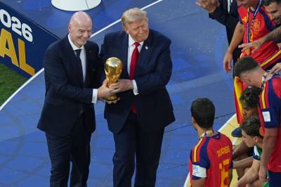 UEFA truer med Fifa-boikott: – Full borgerkrig i verdensfotballen