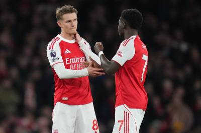 Ødegaard tilbake fra start da Arsenal økte forspranget