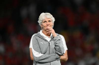 Svensk trenerlegende ferdig i Sveits